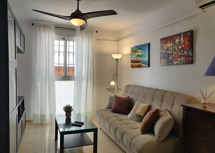 Centrico En A 200 Metros De La Playa * 푸엔히롤라