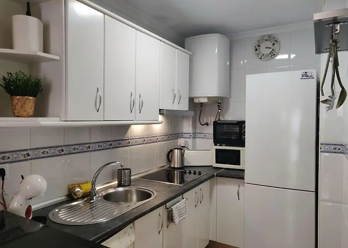 Centrico En A 200 Metros De La Playa * 푸엔히롤라